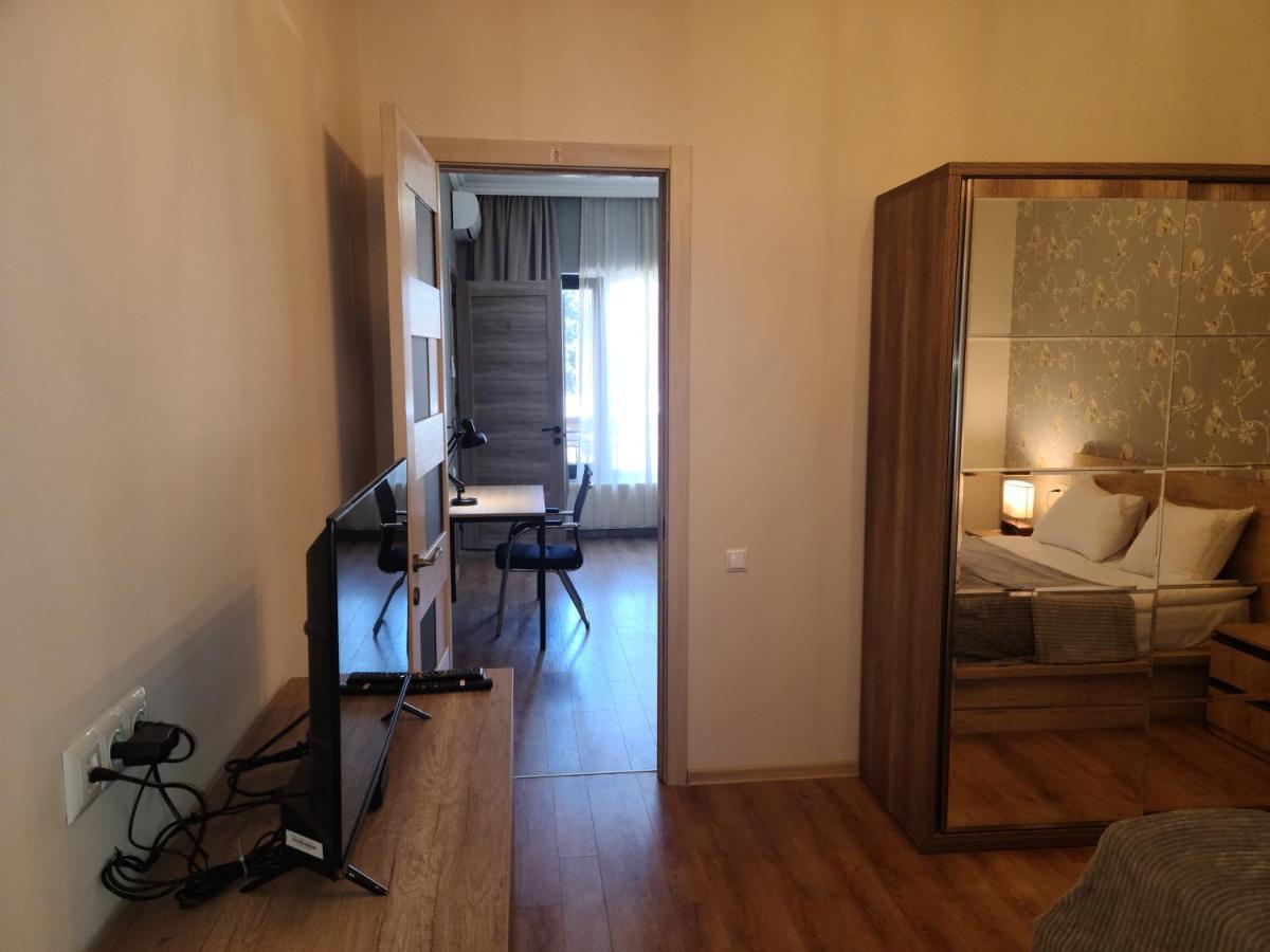 Honeymoon Apartments In Old Tbilisi Ngoại thất bức ảnh