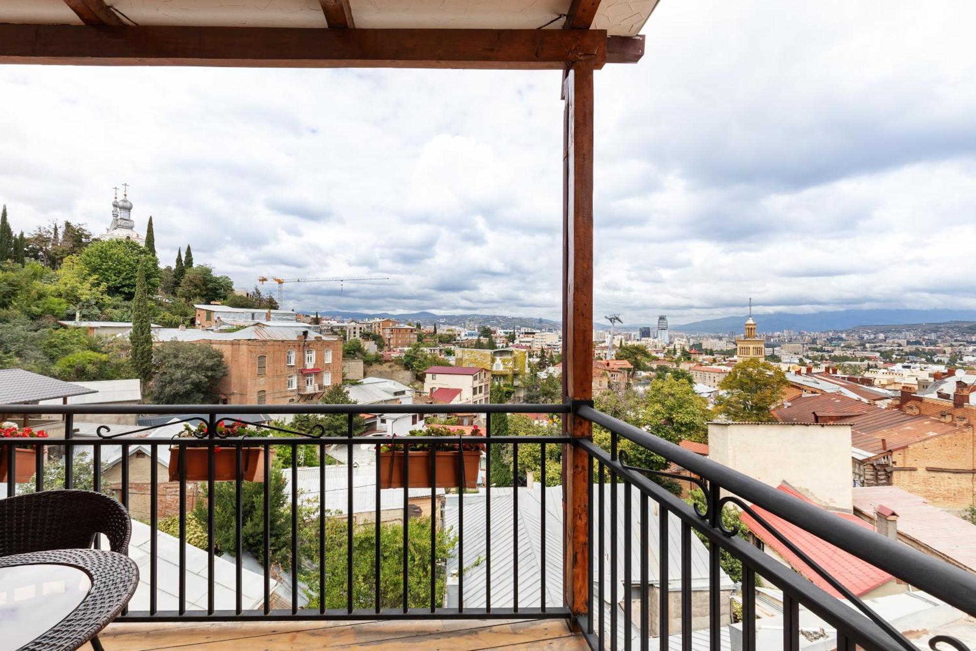Honeymoon Apartments In Old Tbilisi Ngoại thất bức ảnh