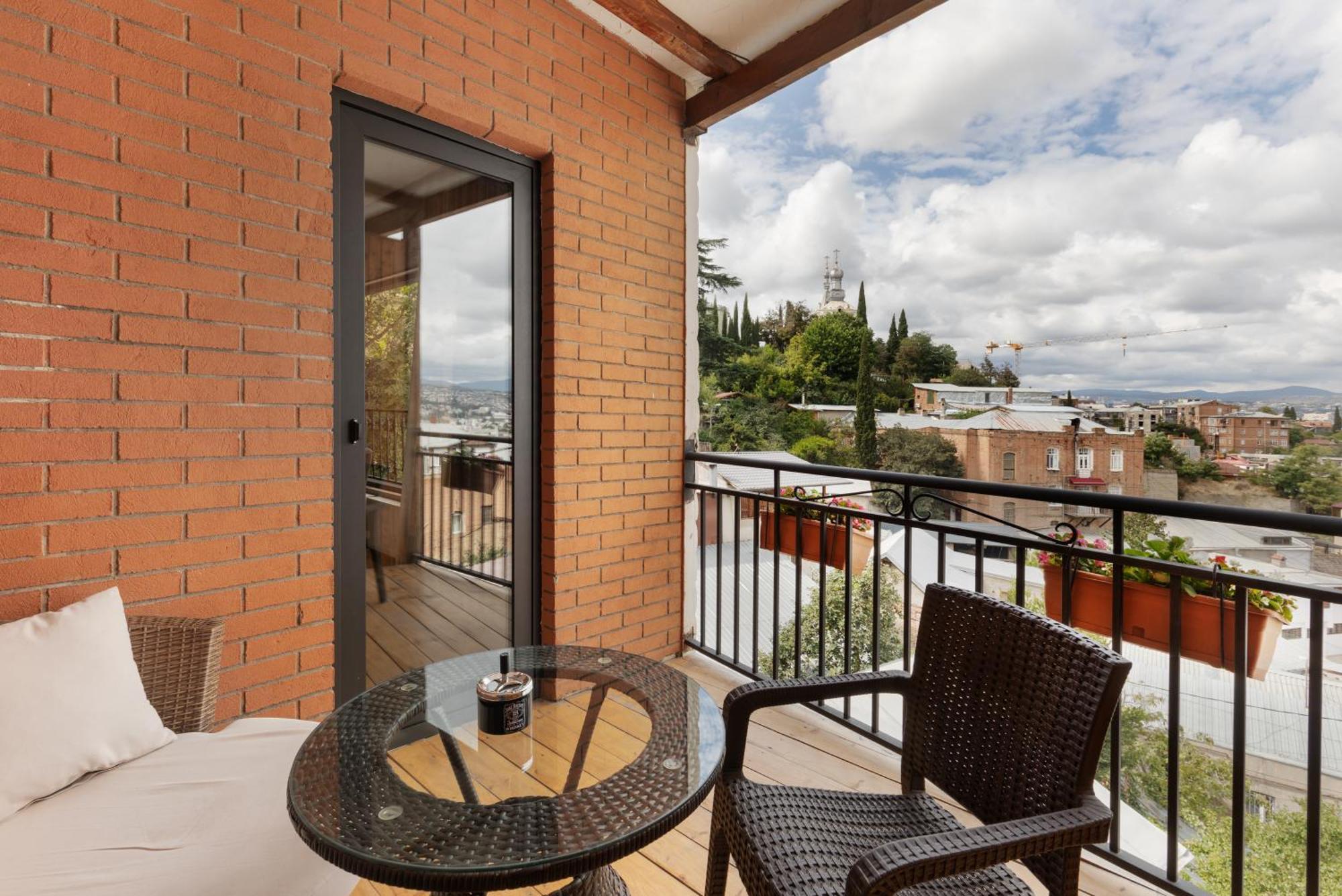 Honeymoon Apartments In Old Tbilisi Ngoại thất bức ảnh