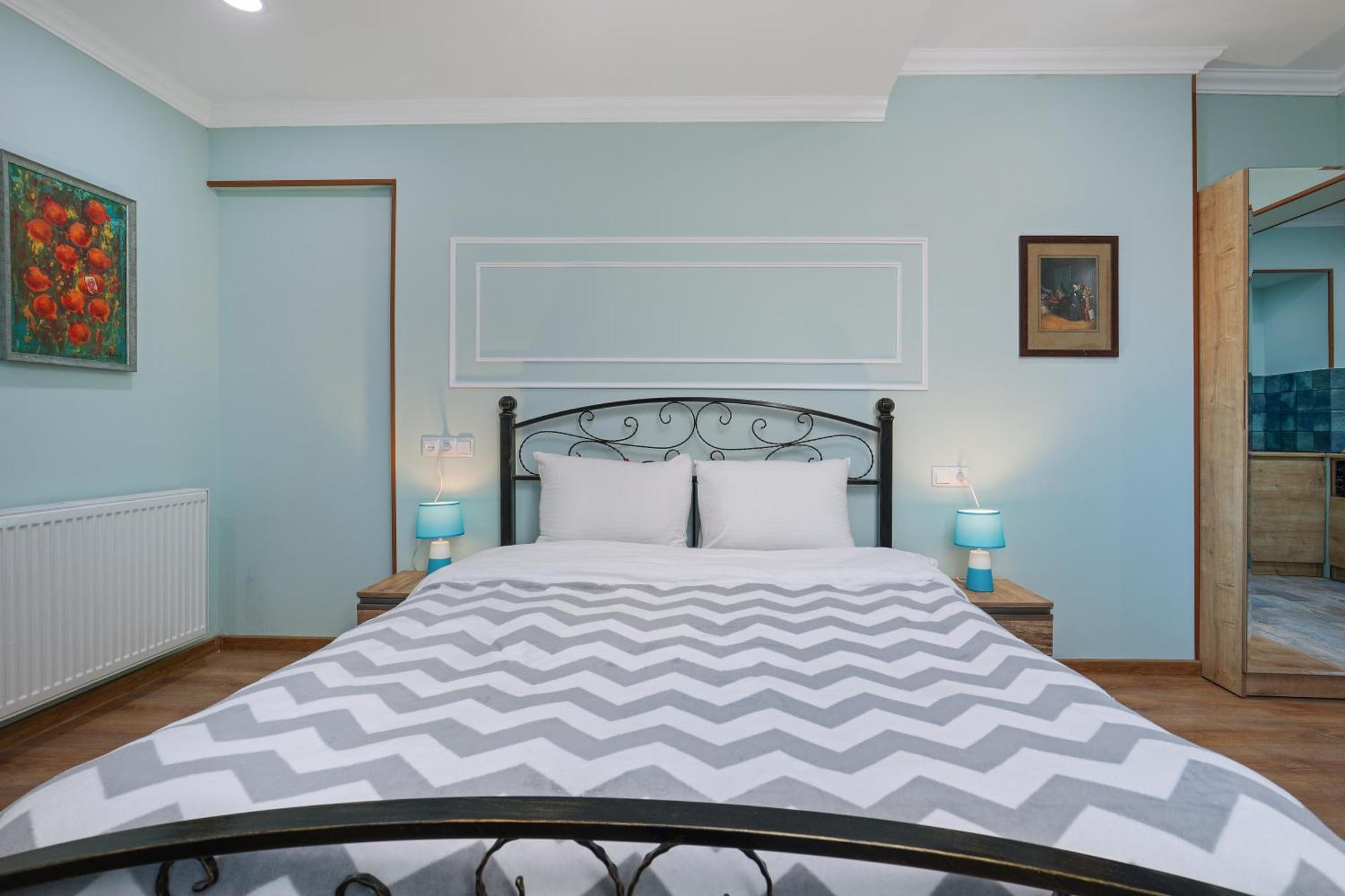 Honeymoon Apartments In Old Tbilisi Ngoại thất bức ảnh